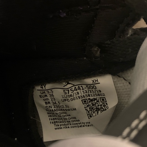 NEW Air Jordan 1 Retro High Court Purple size 4Y or 6 - Picture 6 of 9